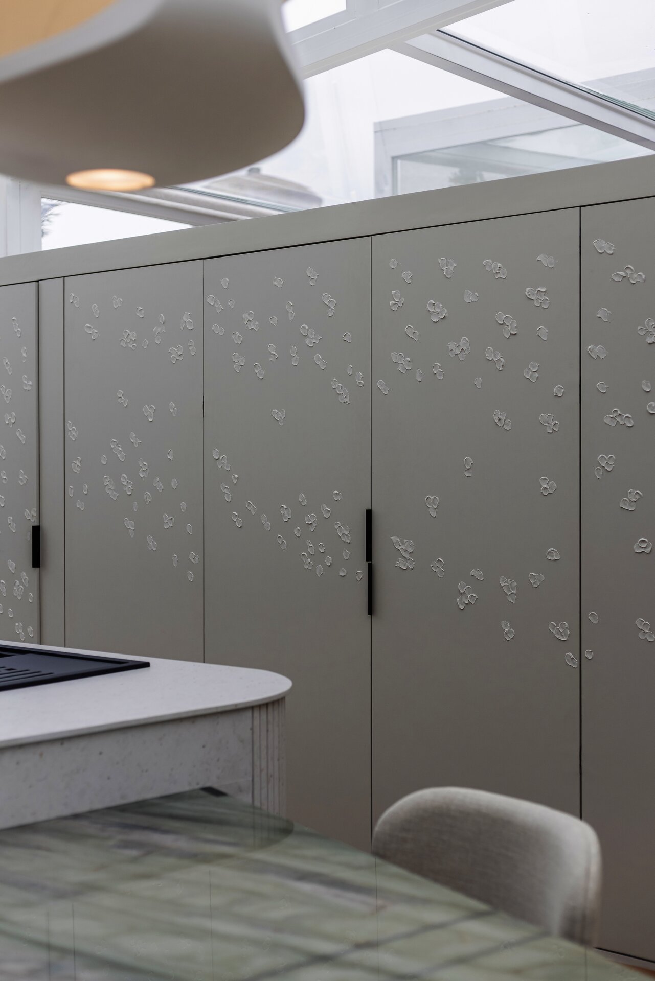 FIORELLA HENRIQUEZ - Elegancia funcional