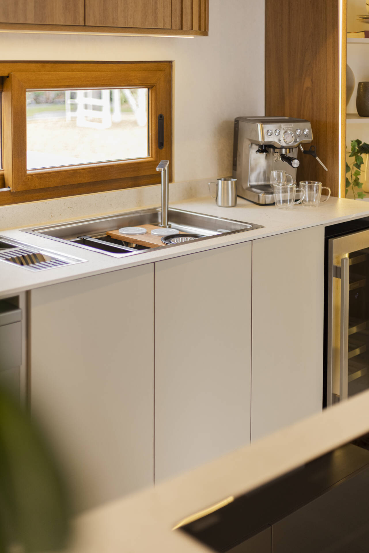 OLENKA MARQUINA - Visión contemporánea